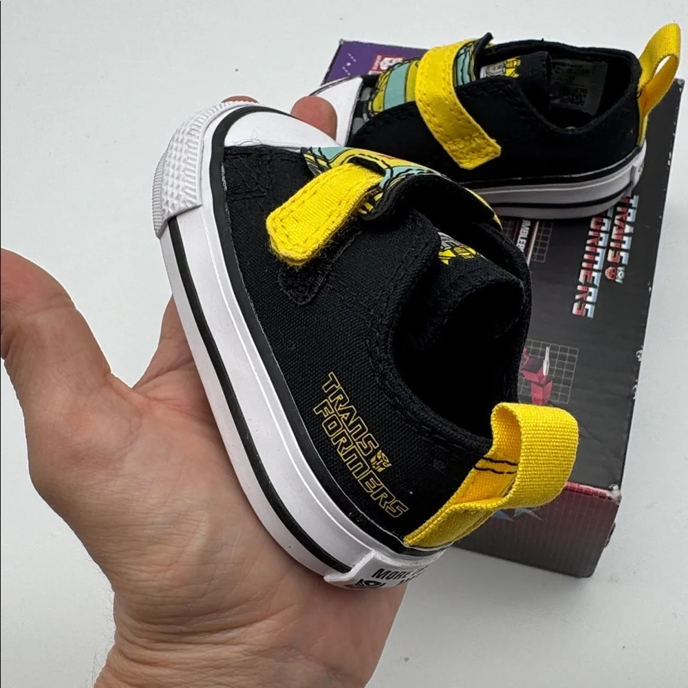 Converse Baby Sneakers - Trasformers sz 2‎